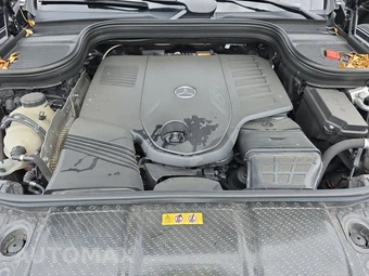 2025 Mercedes-Benz GLS 450 4MATIC - miniatura 23