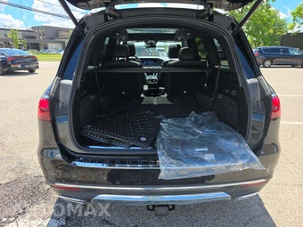 2025 Mercedes-Benz GLS 450 4MATIC - miniatura 12