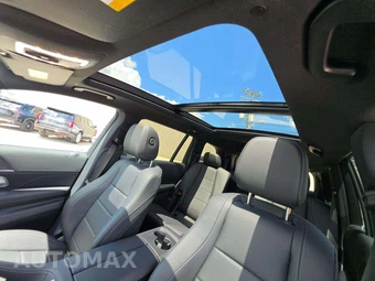2025 Mercedes-Benz GLS 450 4MATIC - miniatura 8