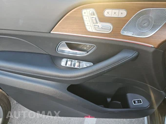 2025 Mercedes-Benz GLS 450 4MATIC - miniatura 15