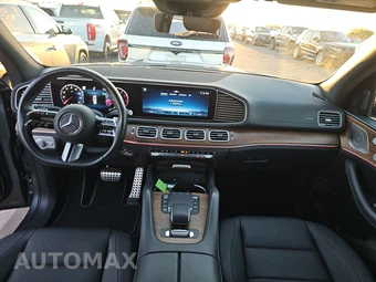 2025 Mercedes-Benz GLS 450 4MATIC - miniatura 17