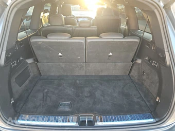 2025 Mercedes-Benz GLS 450 4MATIC - miniatura 24