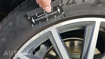 2025 Mercedes-Benz GLS 450 4MATIC - miniatura 29