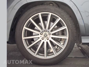 2025 Mercedes-Benz GLS 450 4MATIC - miniatura 9