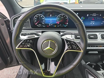 2025 Mercedes-Benz GLS 450 4MATIC - miniatura 10