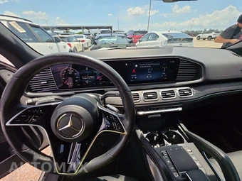 2025 Mercedes-Benz GLS 450 4MATIC - miniatura 11
