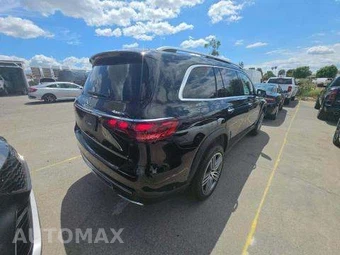 2025 Mercedes-Benz GLS 450 4MATIC - miniatura 3