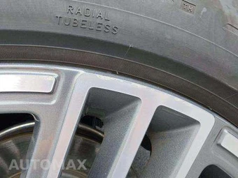 2025 Mercedes-Benz GLS 450 4MATIC - miniatura 8
