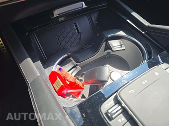 2025 Mercedes-Benz GLS 580 4MATIC - miniatura 8