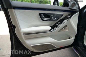 2025 Mercedes-Benz Maybach S 680 4MATIC - miniatura 32