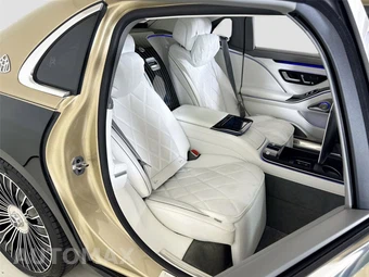 2025 Mercedes-Benz Maybach S 680 4MATIC - miniatura 35