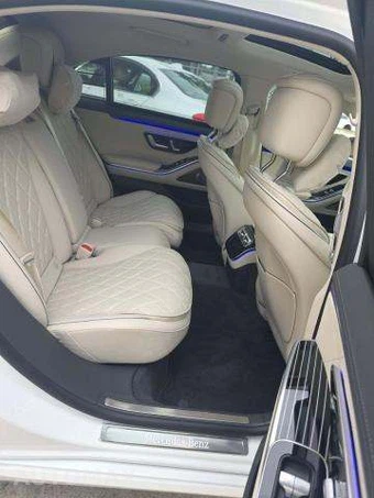 2025 Mercedes-Benz S 580 4MATIC - miniatura 17
