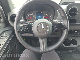 2025 Mercedes-Benz Sprinter 2500 Base - miniatura 10