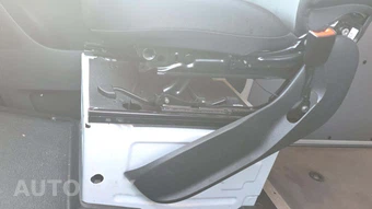 2025 Mercedes-Benz Sprinter 2500 Cargo Van High Roof 170.0" WB - miniatura 22