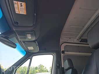 2025 Mercedes-Benz Sprinter 2500 Cargo Van High Roof 170.0" WB - miniatura 13
