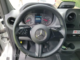 2025 Mercedes-Benz Sprinter 2500 Cargo Van High Roof 170.0" WB - miniatura 16