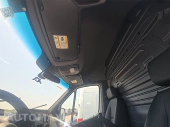 2025 Mercedes-Benz Sprinter 2500 Cargo Van High Roof 170.0" WB - miniatura 14