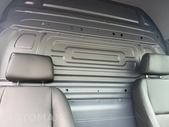 2025 Mercedes-Benz Sprinter 2500 Cargo Van High Roof 170.0" WB - miniatura 19