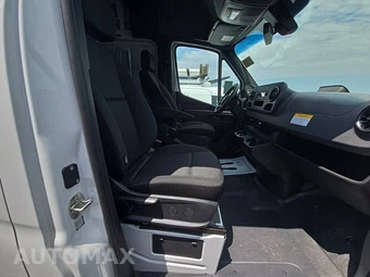 2025 Mercedes-Benz Sprinter 2500 Cargo Van High Roof 170.0" WB - miniatura 8