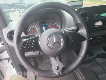 2025 Mercedes-Benz Sprinter 2500 Cargo Van High Roof 170.0" WB - miniatura 16