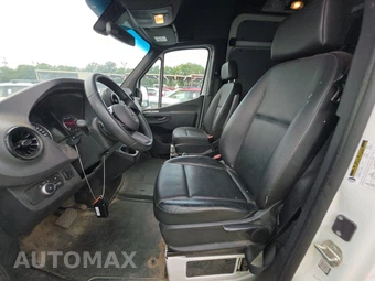 2025 Mercedes-Benz Sprinter 2500 Cargo Van High Roof 170.0" WB - miniatura 13