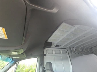 2025 Mercedes-Benz Sprinter 2500 Cargo Van High Roof 170.0" WB - miniatura 13