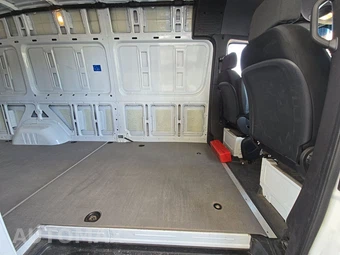 2025 Mercedes-Benz Sprinter 2500 Cargo Van High Roof 170.0" WB - miniatura 13