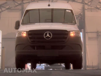 2025 Mercedes-Benz Sprinter 2500 Cargo Van High Roof 170.0" WB - miniatura 3