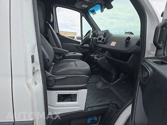2025 Mercedes-Benz Sprinter 2500 Cargo Van High Roof 170.0" WB - miniatura 8
