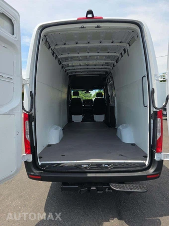 2025 Mercedes-Benz Sprinter 2500 Cargo Van High Roof 170.0" WB - miniatura 12