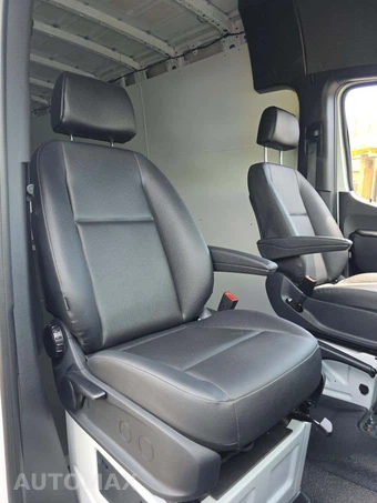 2025 Mercedes-Benz Sprinter 2500 Cargo Van High Roof 170.0" WB - miniatura 16
