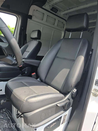 2025 Mercedes-Benz Sprinter 2500 Cargo Van High Roof 170.0" WB - miniatura 6
