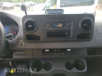 2025 Mercedes-Benz Sprinter 2500 Cargo Van High Roof 170.0" WB - miniatura 17