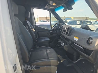 2025 Mercedes-Benz Sprinter 2500 Cargo Van High Roof 170.0" WB - miniatura 8