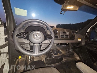 2025 Mercedes-Benz Sprinter 2500 Cargo Van High Roof 170.0" WB - miniatura 17