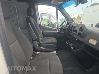 2025 Mercedes-Benz Sprinter 2500 Cargo Van High Roof 170.0" WB - miniatura 8