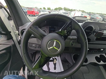 2025 Mercedes-Benz Sprinter 2500 Cargo Van High Roof 170.0" WB - miniatura 10