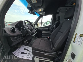 2025 Mercedes-Benz Sprinter 2500 Cargo Van High Roof 170.0" WB - miniatura 7