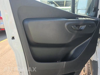 2025 Mercedes-Benz Sprinter 2500 Cargo Van High Roof 170.0" WB - miniatura 9
