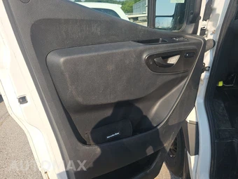2025 Mercedes-Benz Sprinter 2500 Cargo Van High Roof 170.0" WB - miniatura 9