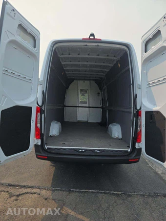 2025 Mercedes-Benz Sprinter 2500 Cargo Van High Roof 170.0" WB - miniatura 12