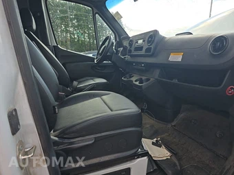 2025 Mercedes-Benz Sprinter 2500 Cargo Van High Roof 170.0" WB - miniatura 8