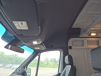 2025 Mercedes-Benz Sprinter 2500 Cargo Van High Roof 170.0" WB - miniatura 13