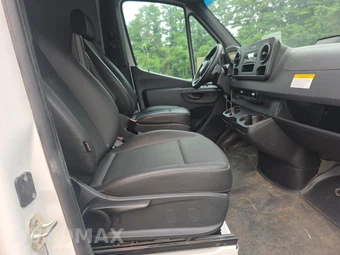 2025 Mercedes-Benz Sprinter 2500 Cargo Van High Roof 170.0" WB - miniatura 8