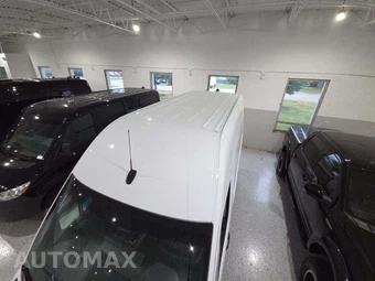 2025 Mercedes-Benz Sprinter 2500 Cargo Van Standard Roof 144.0" WB - miniatura 12