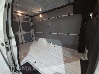 2025 Mercedes-Benz Sprinter 2500 Cargo Van Standard Roof 144.0" WB - miniatura 15