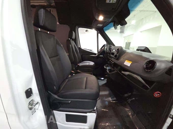 2025 Mercedes-Benz Sprinter 2500 Cargo Van Standard Roof 144.0" WB - miniatura 17
