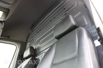 2025 Mercedes-Benz Sprinter 2500 Cargo Van Standard Roof 144.0" WB - miniatura 24