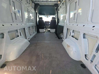 2025 Mercedes-Benz Sprinter 2500 Cargo Van Standard Roof 144.0" WB – miniatura 13