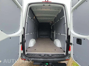 2025 Mercedes-Benz Sprinter 2500 Cargo Van Standard Roof 144.0" WB – miniatura 13